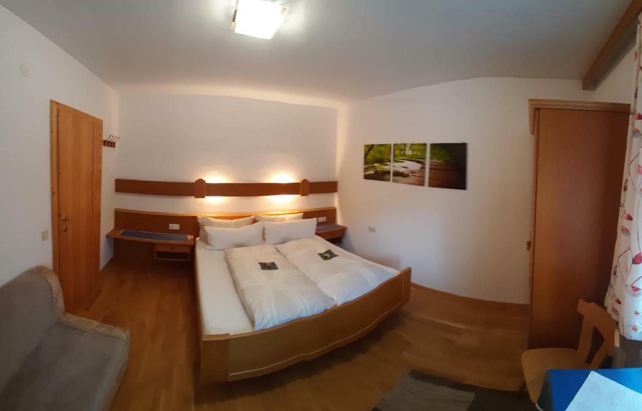 Ferienwohnung Christina Gundolf ヴェンス エクステリア 写真