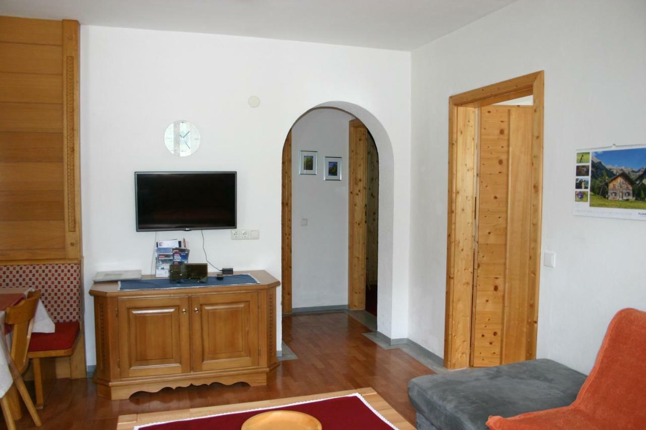 Ferienwohnung Christina Gundolf ヴェンス エクステリア 写真